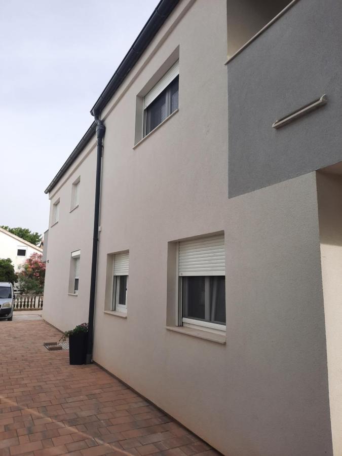 Apartman Bamboo Nin Exterior photo